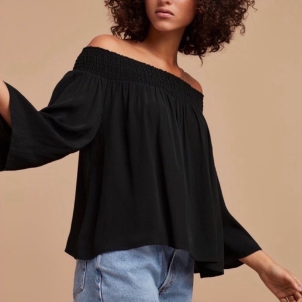 Aritzia talula marcilly Black Off-Shoulder Women's Blouse